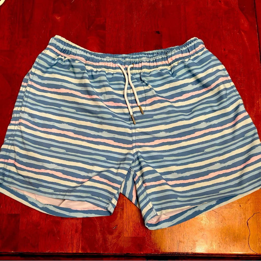Chubbys swim trunks men’s size medium